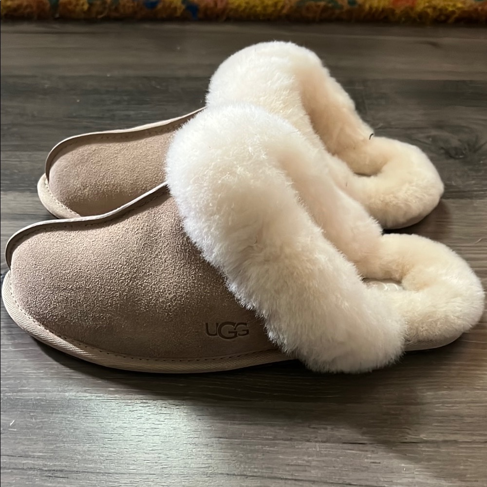 UGG Women's Beige Slippers with Plush White Lining